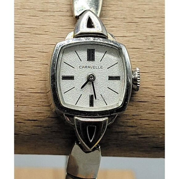 Carvelle Ladies Cocktail Wind Watch 10kgp Silver Tone 17mm Square Dial 6.5" 1974 - Picture 2 of 16